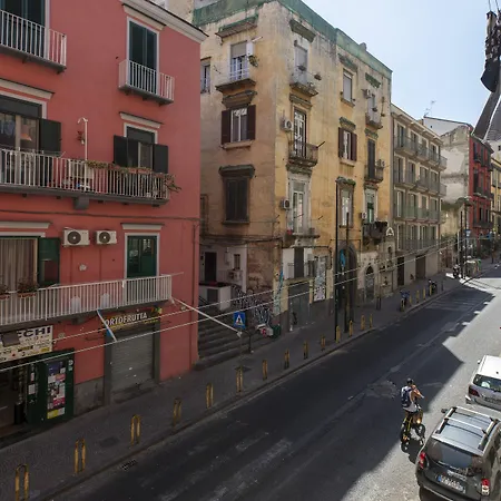 Casapartenope 339 Гостевой дом Неаполь