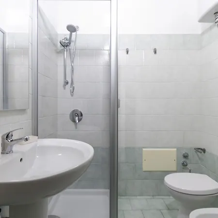 Гостевой дом Casapartenope 339 4*