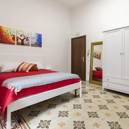 Casapartenope 339 Гостевой дом Неаполь